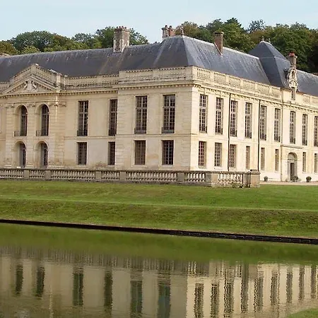 Chateau De Méry-sur-Oise