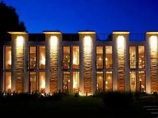 ホテル Chateau De メリー・シュロワズ